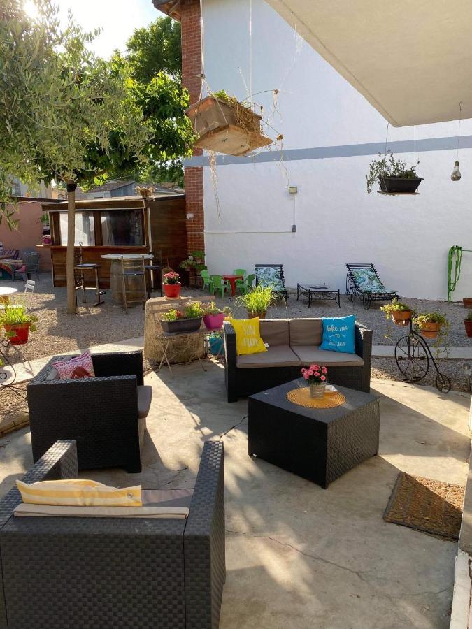 Apartamento Chez Marinette Le Cailar Exterior foto