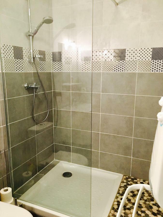 Apartamento Chez Marinette Le Cailar Exterior foto